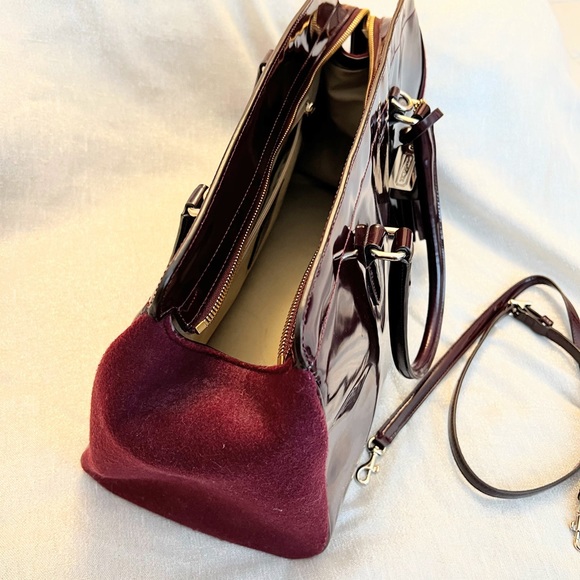 Burgundy Coach satchel/laptop bag rarely used - Picture 3 of 4